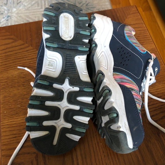 Sneakers - Picture 5 of 6